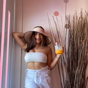 Meet your Posher, Natalia